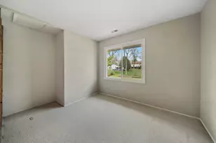 1217 Citation Ln, Hanover Park, IL 60133 - Photo 24
