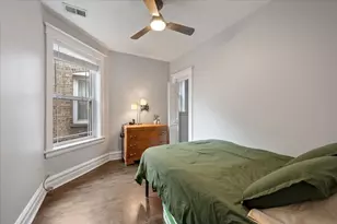 5331 N Winthrop Ave, Chicago, IL 60640 - Photo 10