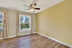 1461 Hillcrest Ave, Hanover Park, IL 60133 - Photo 12
