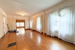 441 S Princeton Ave, Villa Park, IL 60181 - Photo 8