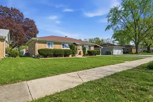 10817 S Mason Ave, Chicago Ridge, IL 60415 - Photo 30