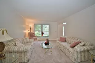 114 Rhine Ave, Bolingbrook, IL 60490 - Photo 10