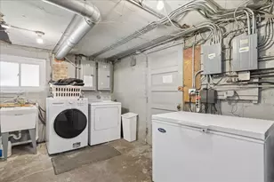 6037 N Menard Ave, Chicago, IL 60646 - Photo 32