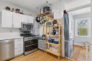 6037 N Menard Ave, Chicago, IL 60646 - Photo 12