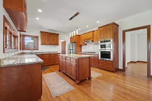 25202 S Doolittle Dr, Monee, IL 60449 - Photo 8