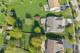 2744 Moutray Ln, North Aurora, IL 60542 - Photo 40