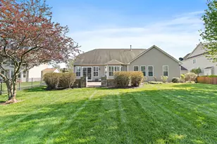 2744 Moutray Ln, North Aurora, IL 60542 - Photo 34