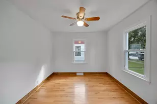 14725 Turlington Ave, Harvey, IL 60426 - Photo 6
