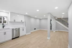 9442 S Octavia Ave, Bridgeview, IL 60455 - Photo 8