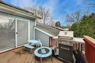 1323 Cottonwood Ln, Crystal Lake, IL 60014 - Photo 30