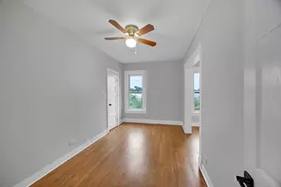 15708 Park Ave, Harvey, IL 60426 - Photo 12