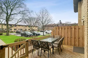 934 N Wheeling Rd, Mount Prospect, IL 60056 - Photo 18