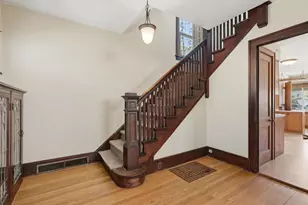2036 13th St, Moline, IL 61265 - Photo 6