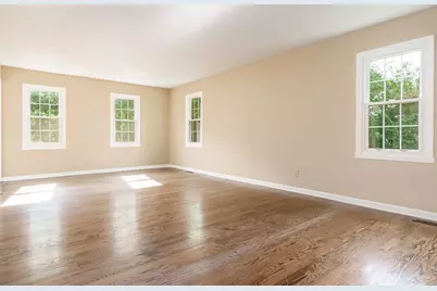 12002 South Gate, Roscoe, IL 61073 - Photo 8