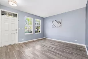 3030 Seekonk Ave, Elgin, IL 60124 - Photo 2