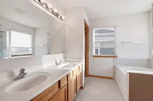 3030 Seekonk Ave, Elgin, IL 60124 - Photo 12