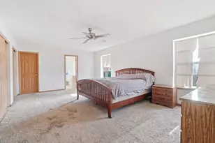 3030 Seekonk Ave, Elgin, IL 60124 - Photo 10