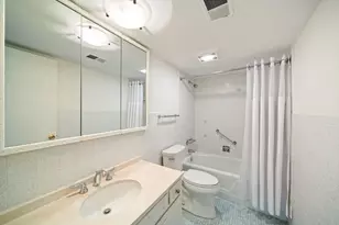 701 Ridge Rd, Wilmette, IL 60091 - Photo 8