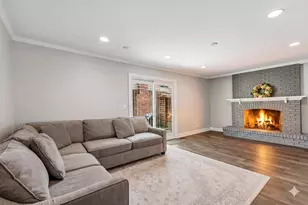 509 Ticonderoga Ln, Naperville, IL 60563 - Photo 8