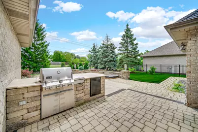 17123 Pointe Drive, Orland Park, IL 60467 - Photo 2