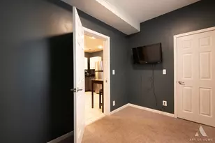 2110 N Mango Ave, Chicago, IL 60639 - Photo 18