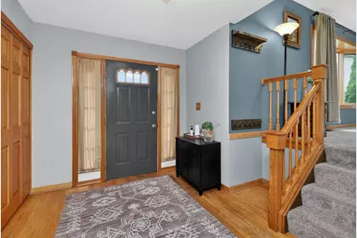 1001 Oak Ridge Drive, Streamwood, IL 60107 - Photo 2