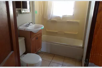 606 Bohn Street, Rosiclare, IL 62982 - Photo 20