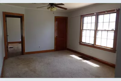 606 Bohn Street, Rosiclare, IL 62982 - Photo 4
