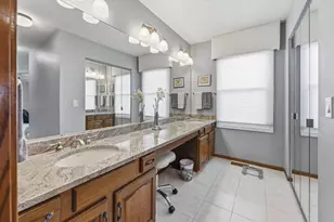 63 Country Club Dr, Prospect Heights, IL 60070 - Photo 16