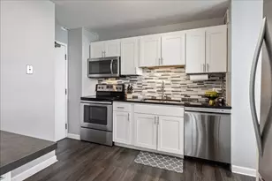 6171 N Sheridan Rd, Chicago, IL 60660 - Photo 12