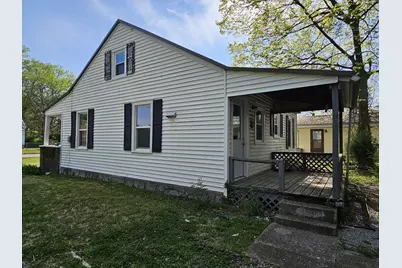 415 E Johnson Street, Fairfield, IL 62837 - Photo 6