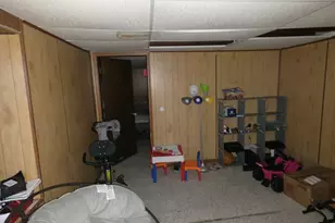 1702 19th Ave, Sterling, IL 61081 - Photo 12