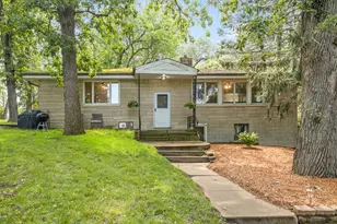 34465 S Davy Ln, Custer Park, IL 60481 - Photo 2