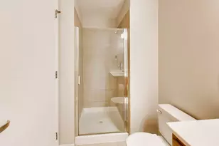 210 S Desplaines St, Chicago, IL 60661 - Photo 8