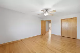 8920 Emerald Ct, Hickory Hills, IL 60457 - Photo 28