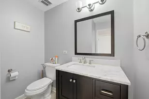 8920 Emerald Ct, Hickory Hills, IL 60457 - Photo 16