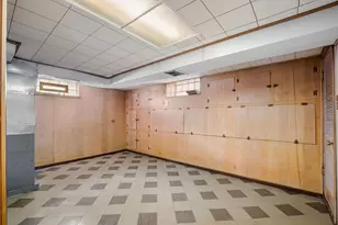 5236 N Pioneer Ave, Chicago, IL 60656 - Photo 22