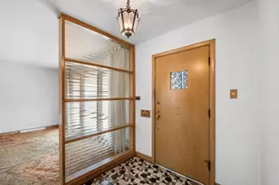 5236 N Pioneer Ave, Chicago, IL 60656 - Photo 18