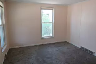 317 Deleon St, Ottawa, IL 61350 - Photo 14
