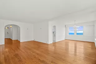 5555 N Sheridan Rd, Chicago, IL 60640 - Photo 6