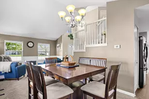 542 Waterford Dr, Oswego, IL 60543 - Photo 10
