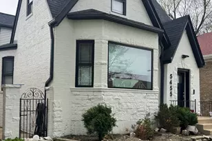 5455 W Roscoe St, Chicago, IL 60641 - Photo 1