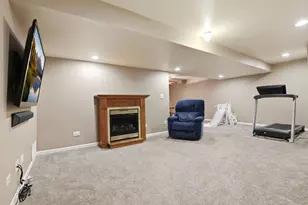 761 Majestic Dr, Algonquin, IL 60102 - Photo 36