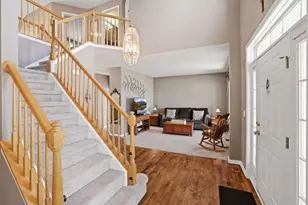 761 Majestic Dr, Algonquin, IL 60102 - Photo 4