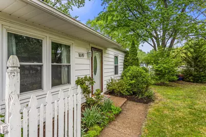 1619 Clover Lane, Champaign, IL 61821 - Photo 4
