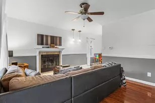 1619 Clover Ln, Champaign, IL 61821 - Photo 6