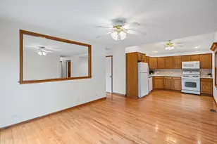 1120 Brush Hill Ln, Lake Zurich, IL 60047 - Photo 10
