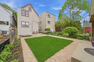 3730 N Troy St, Chicago, IL 60618 - Photo 26