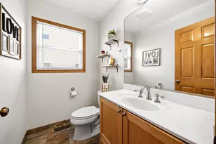 2203 Eastman St, Rolling Meadows, IL 60008 - Photo 16