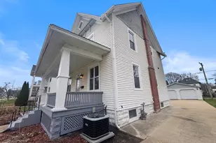307 W 11th St, Sterling, IL 61081 - Photo 20